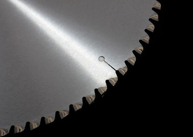 Uniek de Zaagblad Om metaal te snijden van de Tandenhoek/de koudzaagbladen van het Cermetuiteinde 255mm 80z