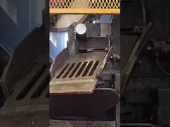 Testvideo van het snijden van staal op Amada-apparatuur